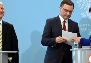 Rząd zaostrza walkę z oszustami podatkowymi. Mogą trafić do więzienia nawet na 25 lat