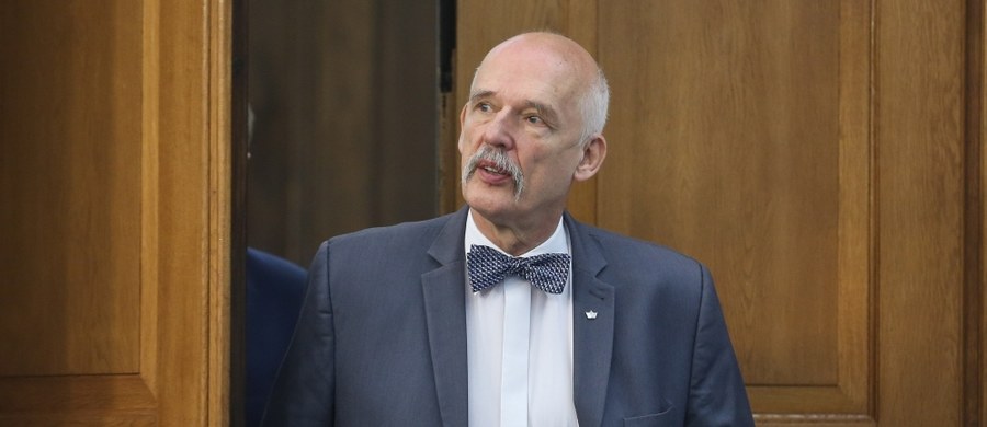 ​Szef partii Korwin Janusz Korwin-Mikke został ukarany przez szefa Parlamentu Europejskiego za swoje wypowiedzi, w których porównywał mieszkańców Afryki przybywających do Europy do "zalewające ją szamba". Polityk będzie miał czasowy zakaz wypowiadania się w europarlamencie oraz straci część diet.