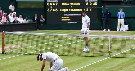 Rozstawiony z "trójką" Roger Federer przegrał z kanadyjskim tenisistą Milosem Raonicem (6.) 3:6, 7:6 (7-3), 6:4, 5:7, 3:6 w półfinale wielkoszlemowego Wimbledonu. Szwajcar to siedmiokrotny triumfator londyńskiej imprezy.
