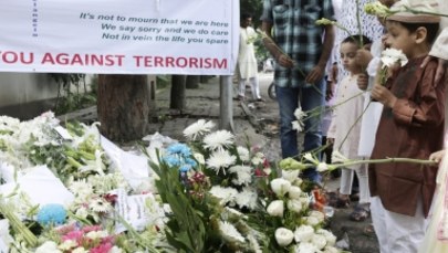 Bangladesz po atakach: Zakaz nadawania islamskiej telewizji