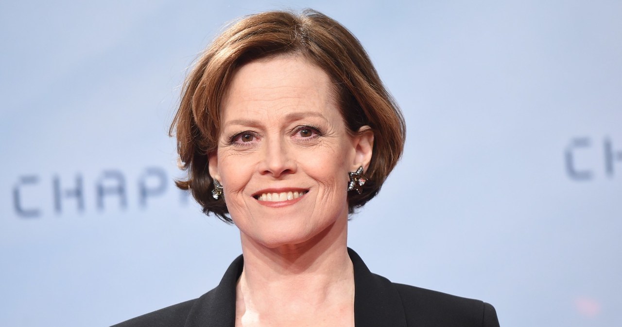 Sigourney Weaver ujawniła, iż kolejna część serii sci-fi "Obcy" zerwie ze swoimi poprzednikami i przedstawi inną wizję wydarzeń pokazanych w dwóch kontynuacjach: "Obcym 3" (1992) i "Obcym: Przebudzenie" z 1997 roku. 