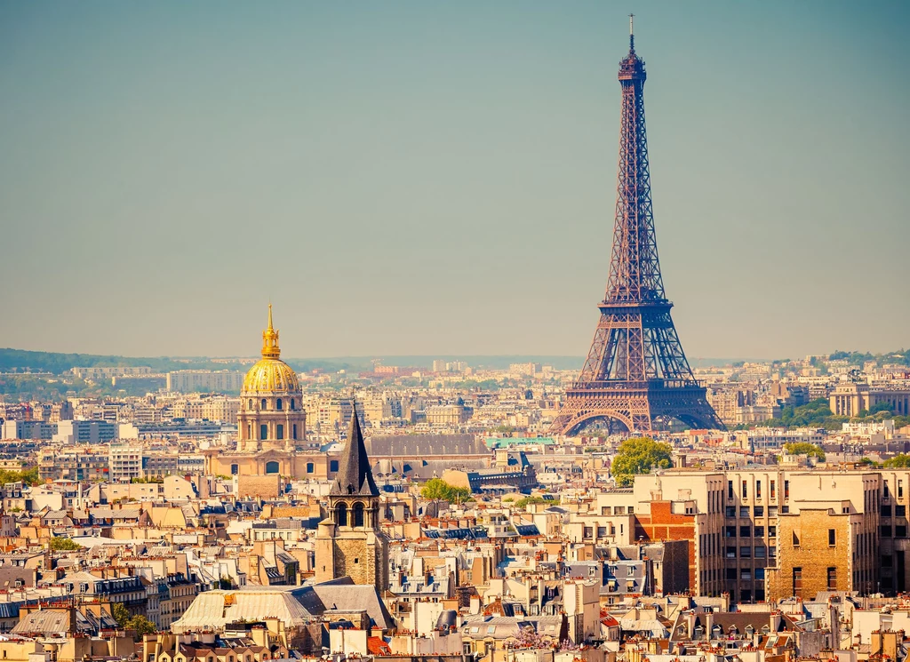 Stolica Francji Paryż z wieżą Eiffla