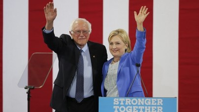Bernie Sanders poparł Hillary Clinton. "Będzie wspaniałym prezydentem"