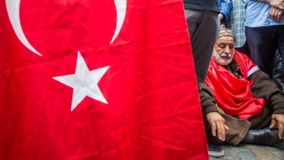 Turcja po nieudanym zamachu stanu. "W przyszłości to będzie dzień święta demokracji"