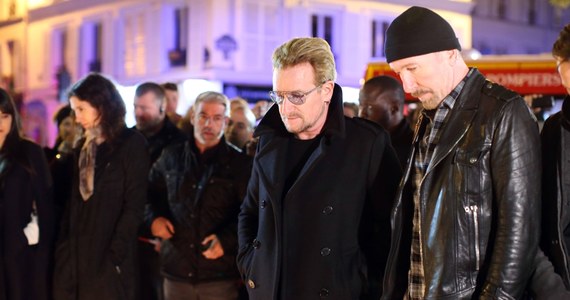 Brytyjski The Sun twierdzi, że lider U2 Bono był jednym ze świadków ataku w Nicei. Według gazety, muzyk jadł z przyjaciółmi kolację w pobliskim hotelu La Petite Maison, kiedy Tunezyjczyk Mohamed Lahouaiej Bouhlel wjechał w tłum ludzi świętujących Dzień Bastylii. 

