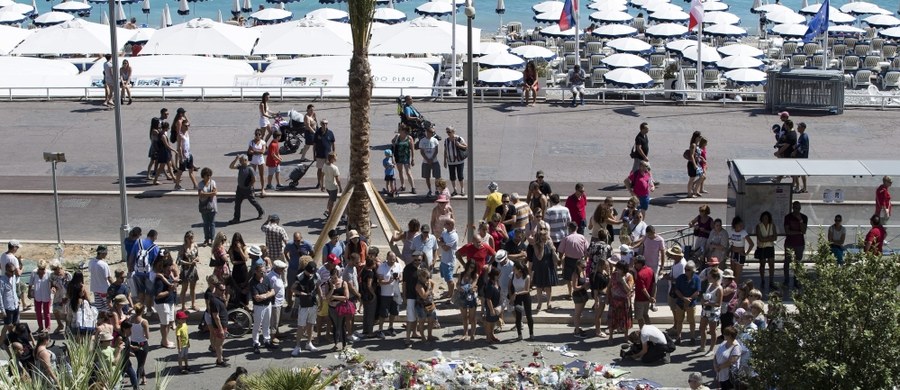 ​Strona francuska nie przekazała jeszcze ostatecznej listy ofiar zamachu w Nicei, zawierającej ich tożsamość i narodowość. Formalnie zidentyfikowano 35 spośród 84 ofiar - poinformował PAP dyrektor biura prasowego MSZ Rafał Sobczak.