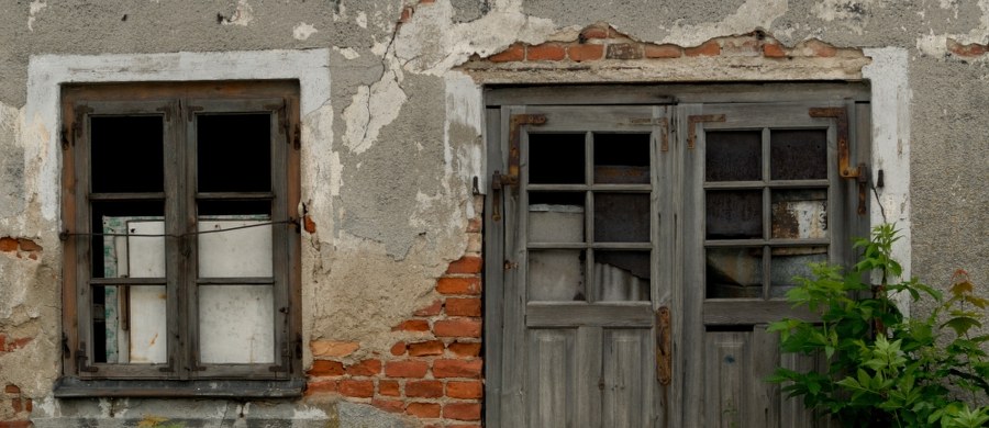 Nie twierdzę, że w sprawie Jedwabnego nie ma żadnych znaków zapytania. Że na wszystkie pytania o balans między polską, a niemiecką odpowiedzialnością za tę zbrodnię można dać proste i bezdyskusyjne odpowiedzi. Ale nie pojmuję, jakiż to rodzaj patriotyzmu, każe za wszelką cenę wypierać ze świadomości co najmniej współuczestnictwo grupy Polaków za mord w Jedwabnem. Mam wrażenie, że słusznie oczekując od sąsiadów Polski, by "stawali w prawdzie", sami miewamy z tym bardzo podobne kłopoty.