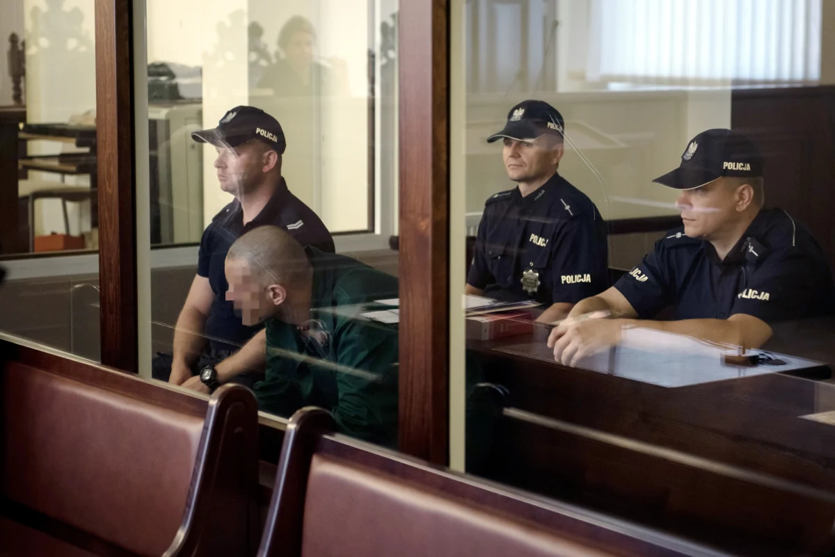 10 lat więzienia zamiast 8 dla Bartosza K., który odpowiadał za brutalne zgwałcenie w Grudziądzu 9-letniego chłopca. W sprawie pedofila-recydywisty interweniował prokurator generalny Zbigniew Ziobro. Sąd Apelacyjny w Gdańsku zdecydował się na podwyższenie kary dla mężczyzny, który dopuścił się zbrodni na chłopcu, kilka godzin po opuszczeniu zakładu karnego w Sztumie. 