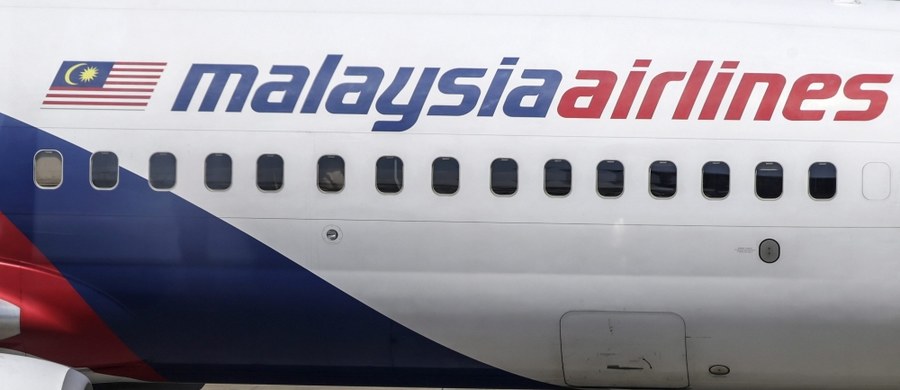 Poszukiwania Boeinga 777 linii Malaysia Airlines, który zaginął 8 marca 2014 roku w czasie lotu, zostaną zawieszone, jeśli wrak maszyny nie zostanie odnaleziony na obecnym obszarze poszukiwań - ogłosili ministrowie transportu Malezji, Chin i Australii. Na pokładzie było 239 osób.