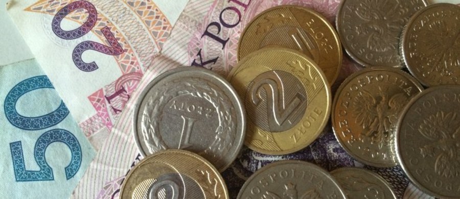 Komisja Nadzoru Finansowego zawiesiła działalność Spółdzielczej Kasy Oszczędnościowo–Kredytowej "Skarbiec" w Piekarach Śląskich. Powodem jest stan finansowy i brak perspektyw restrukturyzacji.