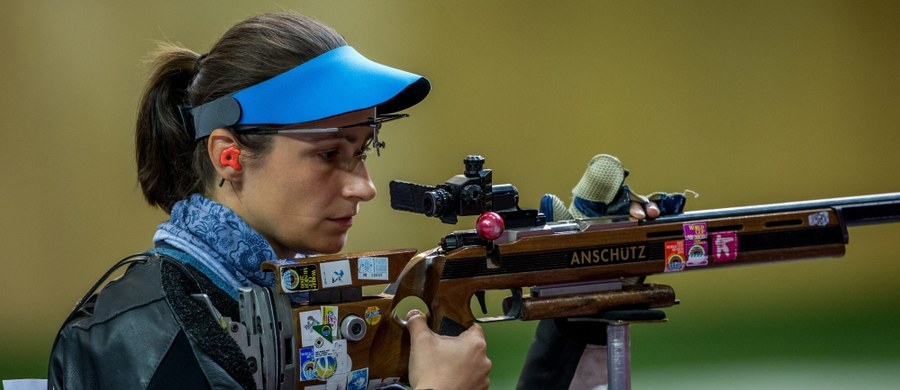 "Mam już w dorobku olimpijski medal, a to spełnienie marzeń. Teraz na igrzyska mogę lecieć na luzie, ale to nie znaczy, że wybieram się tam na wakacje. Będę walczyła do ostatniego strzału" - mówi w rozmowie z RMF FM srebrna medalistka z Londynu w strzelectwie sportowym Sylwia Bogacka. Zdradziła nam też co nie zmieściło się w jej olimpijskim bagażu.