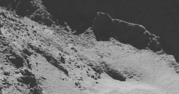 Nie odzywał się od 9 lipca ubiegłego roku, dopiero w środę jednak dojdzie do ostatecznego pożegnania. Centrum kontroli lotu sondy Rosetta poinformowało, że w środę wyłączy moduł ESS (Electrical Support System Processor Unit), służący do komunikacji z lądownikiem Philae, który od listopada 2014 roku spoczywa na powierzchni jądra komety 67P/Churiumov-Gerasimenko. To wstęp do zakończenia także misji samej Rosetty.