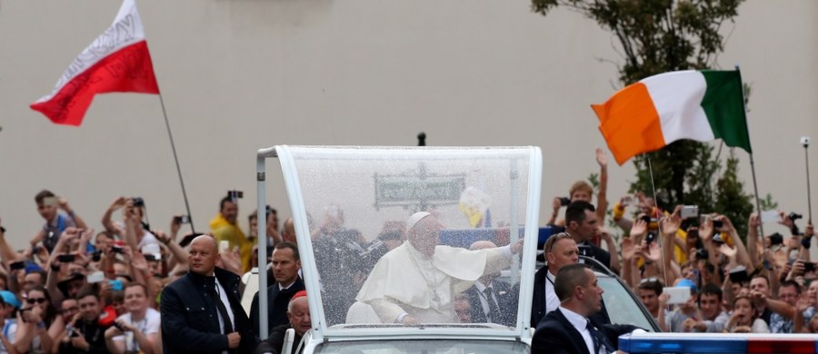 Rzecznik Watykanu ksiądz Federico Lombardi powiedział w środę PAP w Krakowie, że nie wiadomo jeszcze, kiedy papież Franciszek odwiedzi ciężko chorego kardynała Franciszka Macharskiego. "Wydaje się oczywiste, że to zrobi"- dodał.