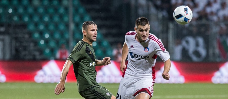 Zwycięstwo Legii Warszawa w pierwszym meczu trzeciej rundy eliminacji piłkarskiej Ligi Mistrzów. Stołeczni wygrali na wyjeździe z AS Trencin 1:0 (0:0). Rewanż 3 sierpnia przy Łazienkowskiej.