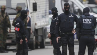 Atak nożownika na policjantów w Brukseli. "Mamy podstawy sądzić, że to atak terrorystyczny"
