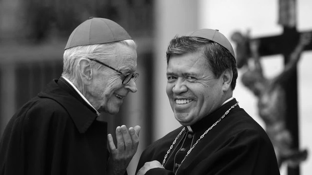 Zmarł kardynał Franciszek Macharski, były metropolita krakowski - poinformował we wtorek zastępca rzecznika Archidiecezji Krakowskiej ks. Piotr Studnicki. Kard. Macharski miał 89 lat.