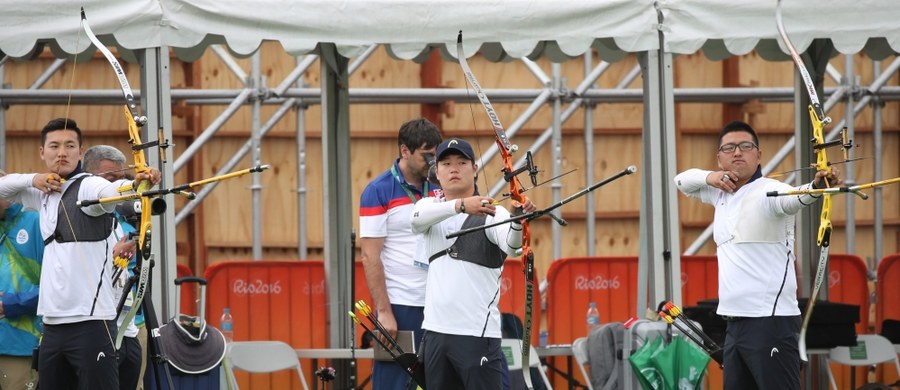 Reprezentujący Koreę Południową łucznik Kim Woo-jin był najlepszy w rundzie kwalifikacyjnej igrzysk olimpijskich w Rio de Janeiro. W 72 strzałach zgromadził 700 punktów, co jest nowym rekordem świata. Polacy nie startowali. 