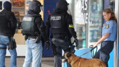 Niemcy: Mężczyzna zabarykadował się w restauracji, policja przypuściła szturm