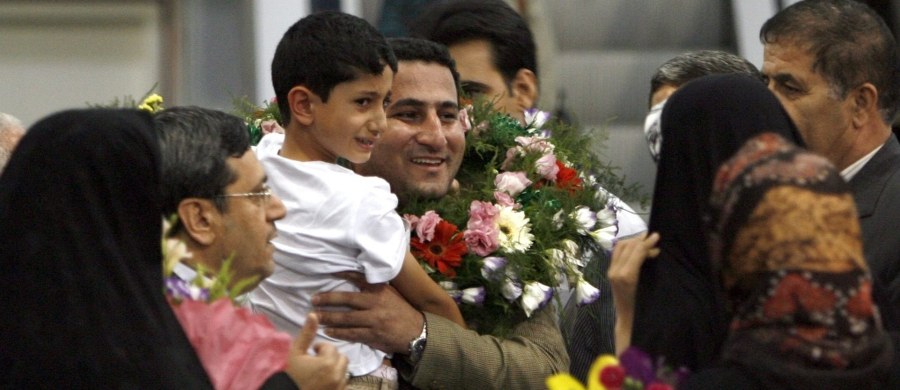 W Iranie stracono fizyka jądrowego, który w 2011 roku został zatrzymany i skazany przez sąd za zdradę. Szahram Amiri miał dostarczyć USA ważnych informacji. Irańskie władze sądownicze tłumaczyły, że Amiri "dostarczył wrogowi kluczowych informacji na temat państwa". 