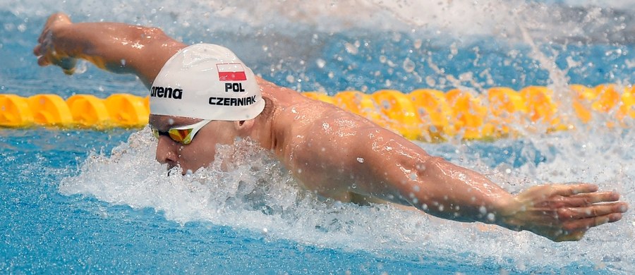 Konrad Czerniak nie wystartował w eliminacjach zawodów pływackich na 100 m stylem dowolnym przez błąd formalny. "Prawo do startu w igrzyskach olimpijskich odebrał mi ktoś z PZP przez 'niedopatrzenie', 'pomyłkę'" - napisał sportowiec na Facebooku.