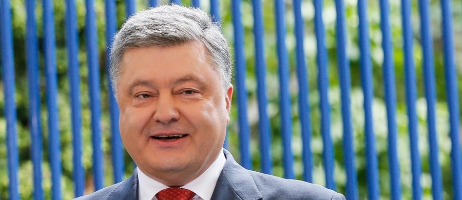 ​Prezydent Ukrainy Petro Poroszenko zlecił MSZ zainicjowanie rozmów z prezydentem Rosji Władimirem Putinem oraz liderami Niemiec, Francji i USA oraz szefem Rady Europejskiej w związku z zaostrzeniem sytuacji na linii Kijów-Moskwa wokół Krymu.