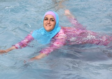 Premier Francji: Burkini nie jest modą. To przełożenie projektu politycznego