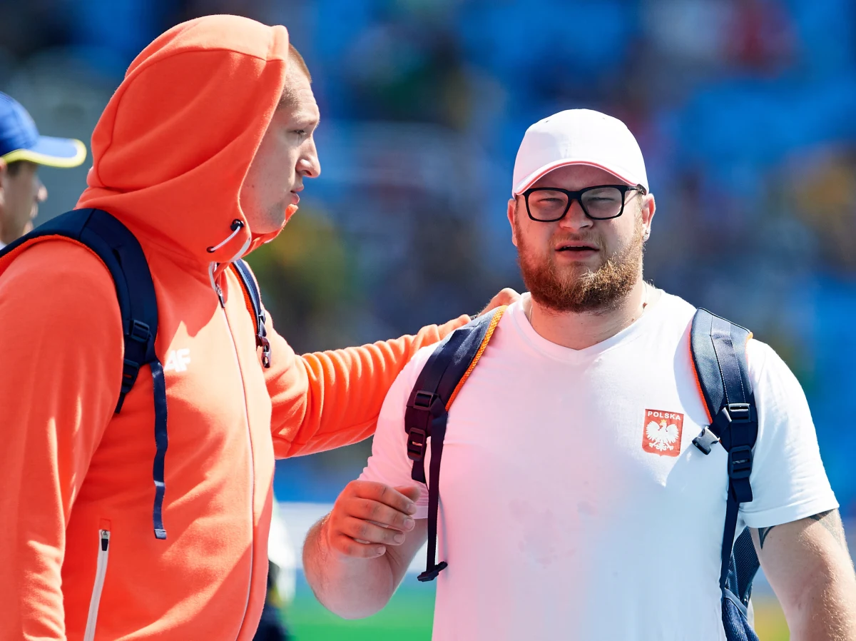 Paweł Fajdek nie zakwalifikował się do finału olimpijskiej rywalizacji w rzucie młotem w Rio de Janeiro. To wielkie rozczarowanie dla dwukrotnego mistrza świata, ale także dla polskich kibiców, którzy w jego występie upatrywali szans na złoty medal. Do finału z wynikiem 77,64 awansował za to drugi Polak - Wojciech Nowicki!