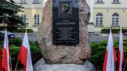 "wSieci": Dlaczego po katastrofie smoleńskiej godnie nie uhonorowano Lecha Kaczyńskiego?
