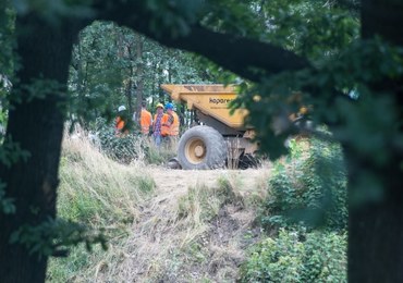 Teren zbyt grząski. Przerwano poszukiwania złotego pociągu