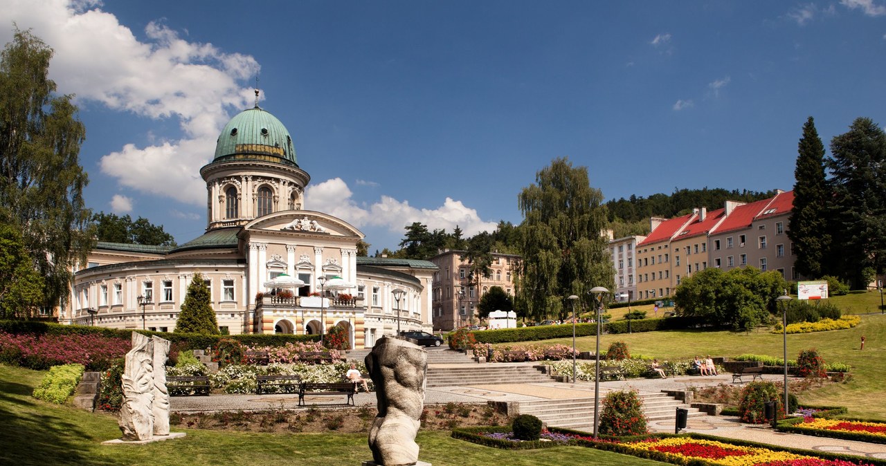 Wyjazd, sanatorium, jeden, głównych, celów, wielu, seniorów, dany, kalendarzowy, Niestety, każdy, możliwość, wyjazdu, uzdrowiska Ci pacjenci pojadą do sanatorium bez kolejki. Zmiany już w toku