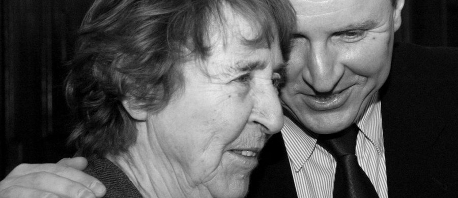 W wieku 87 lat zmarła Anna Kurska senator V i VI kadencji, matka prezesa TVP Jacka Kurskiego i zastępcy redaktora naczelnego "Gazety Wyborczej" Jarosława Kurskiego - poinformowali posłowie PiS.
