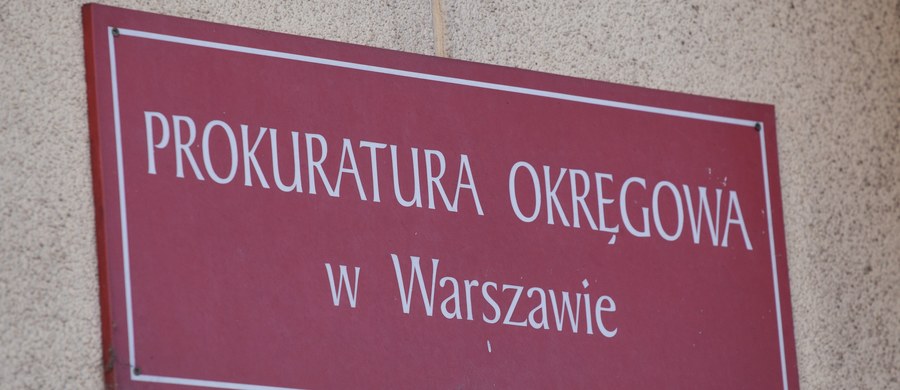 Prokuratorzy weszli do pięciu kancelarii komorniczych w Polsce - dowiedział się reporter RMF FM. Placówki podejrzewane są o pozyskiwanie olbrzymiej liczby danych osobowych z systemu PESEL. W sprawie wszczęto śledztwo.