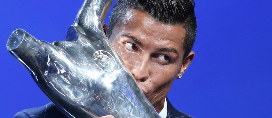 Portugalczyk Cristiano Ronaldo z Realu Madryt został wybrany najlepszym piłkarzem sezonu 2015/16 w Europie. W finale plebiscytu UEFA okazał się lepszy od innego gracza "Królewskich" Waliczyka Garetha Bale'a oraz Francuza Antoine'a Griezmanna z Atletico Madryt.