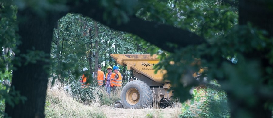 Koniec poszukiwań złotego pociągu w Wałbrzychu. Prace na 65. kilometrze trasy kolejowej Wrocław-Wałbrzych trwały od ubiegłego wtorku.