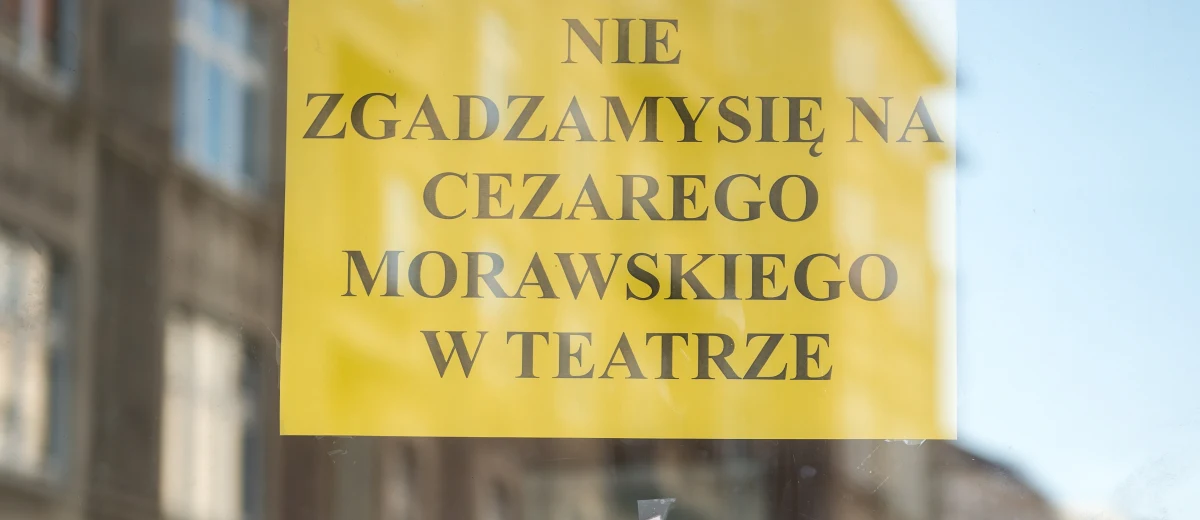 Bez przełomu zakończyło się poniedziałkowe spotkanie artystów Teatru Polskiego we Wrocławiu z marszałkiem województwa dolnośląskiego Cezarym Przybylskim. Chodzi o wybór nowego dyrektora tej instytucji. Zespół teatru wybranemu w konkursie Cezaremu Morawskiemu zarzuca brak kompetencji i uważa, że konkurs był „ustawiony”.