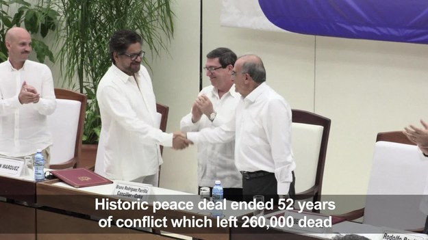 Były prezydent i obecny senator Kolumbii - Alvaro Uribe wzywa do zerwania porozumienia pokojowego podpisanego przez FARC a obecnym rządem Kolumbii, który kończy 52-letni konflikt.