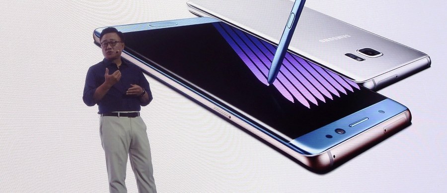 Gigant branży elektronicznej Samsung Electronics ogłosił, że wycofuje ze sprzedaży smartfony Galaxy Note 7, gdyż niektóre zapaliły się lub eksplodowały podczas ładowania. Firma przygotuje urządzenia zastępcze dla klientów, którzy nabyli wadliwy model.