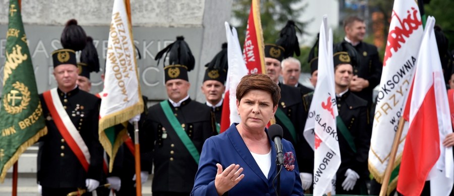 Nigdy nie pozwolę, by polskie górnictwo zostało zniszczone - zadeklarowała premier Beata Szydło podczas uroczystości 36. rocznicy podpisania porozumień w Jastrzębiu. Podkreśliła też, że "czas, kiedy na górnictwie bogacili się niektórzy, kiedy górnictwo było wykorzystywane, gdy traciło polskie państwo i górnicy, skończył się".
