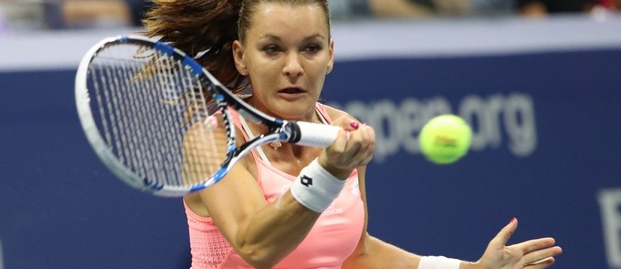 Rozstawiona z "czwórką" Agnieszka Radwańska przegrała z chorwacką tenisistką Aną Konjuh 4:6, 4:6 w 1/8 finału wielkoszlemowego US Open. Polka jeszcze nigdy nie dotarła do najlepszej "ósemki" nowojorskiego turnieju.