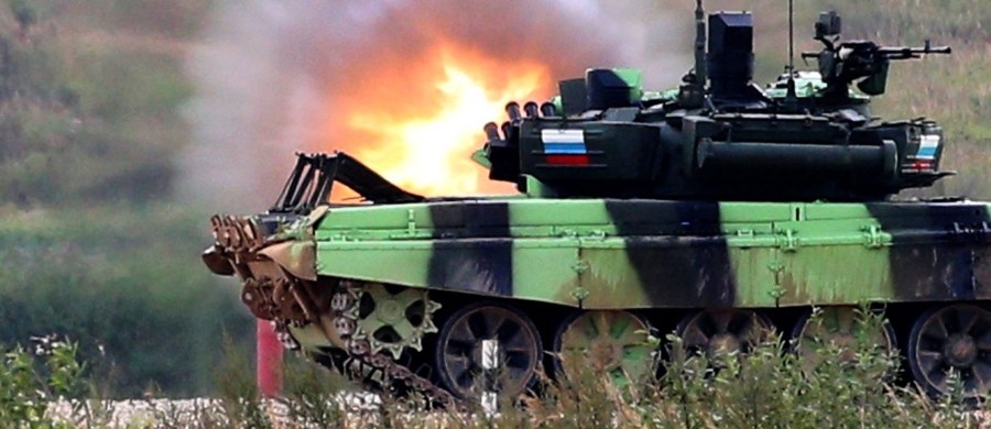 Na poligonie w obwodzie kaliningradzkim rozpoczęły się ćwiczenia taktyczne grupy zmotoryzowanej wojsk nadbrzeżnych Floty Bałtyckiej - poinformowały służby prasowe floty. W manewrach bierze udział około 1000 żołnierzy.