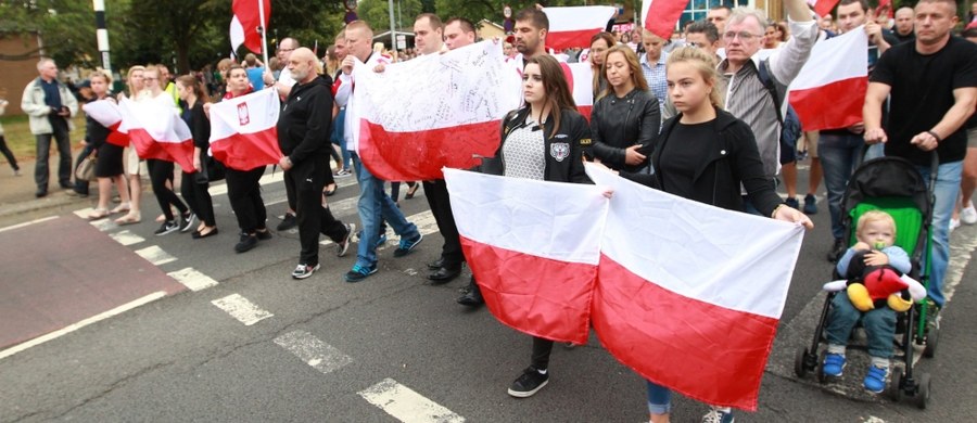 Jest kolejne śledztwo w sprawie ataków na Polaków w Harlow. Jak dowiedział się reporter RMF FM Grzegorz Kwolek, Prokuratura Okręgowa w Warszawie właśnie wszczęła postępowanie w sprawie pobicia w niedzielę w centrum miasta dwóch naszych rodaków. 