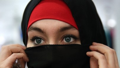 Fryzjerka odmówiła obsłużenia muzułmanki w hidżabie. Stanęła przed sądem