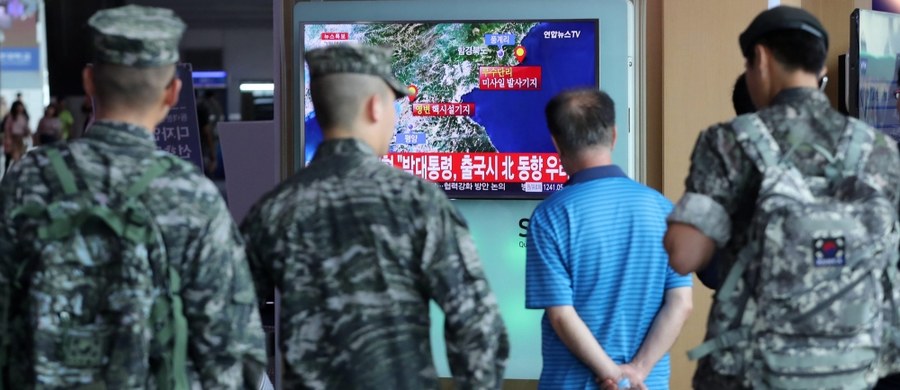 Korea Północna przeprowadziła test głowicy jądrowej w 68. rocznicę powstania Koreańskiej Republiki Ludowo-Demokratycznej (KRLD) - poinformowała północnokoreańska telewizja państwowa KCTV. Prezenter określił przeprowadzoną próbą jako udaną.