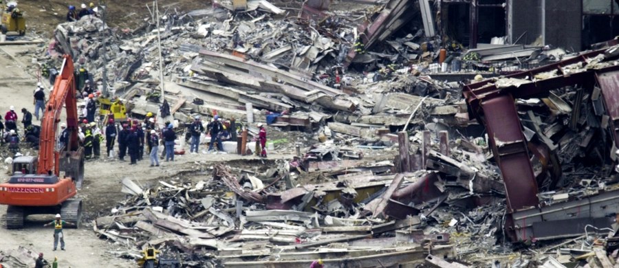 15 lat temu terroryści Al-Kaidy porwali w USA 4 samoloty, by dokonać zamachów terrorystycznych. W wyniku ataku zginęło prawie 3 tysiące osób. Wśród ofiar było 6 Polaków.