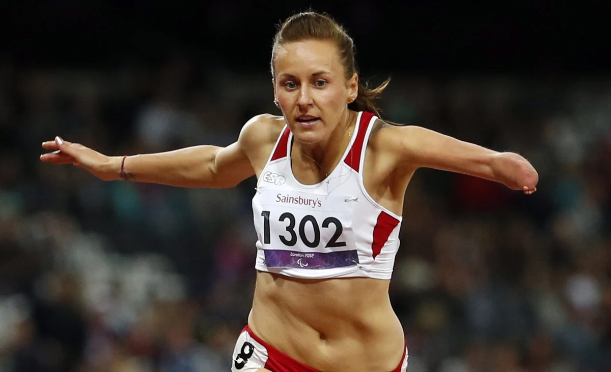 Aż trzy medale wywalczyły w ostatnich godzinach w Rio de Janeiro polskie paraolimpijki! Anna Trener-Wierciak zdobyła brązowy krążek w skoku w dal (kategoria T38), Alicja Fiodorow cieszyła się ze srebra w biegu na 100 m w kategorii zawodniczek z dysfunkcją kończyny górnej, a Krystyna Siemieniecka wywalczyła srebrny medal w tenisie stołowym w kategorii niepełnosprawnych intelektualnie. Medalowy dorobek biało-czerwonych w Rio rozrósł się tym samym do ośmiu krążków.