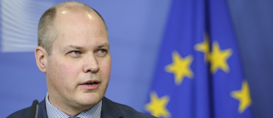 Unia Europejska jest w stanie przyjąć milion uchodźców rocznie - powiedział Reutersowi szwedzki minister sprawiedliwości i migracji Morgan Johansson. Jego zdaniem, z braku porozumienia w UE, nowe zasady azylowe powinny być przyjęte większością głosów. 
