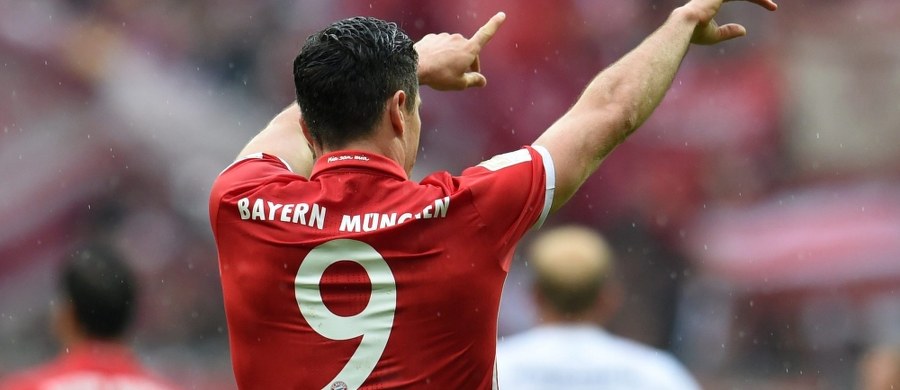 Robert Lewandowski zdobył jednego z goli, a Bayern Monachium pokonał 3:1 FC Ingolstadt 04 w 3. kolejce piłkarskiej ekstraklasy Niemiec i jest jedyną drużyną z kompletem dziewięciu punktów. W niedzielę będzie mogła do niego dołączyć Hertha Berlin.