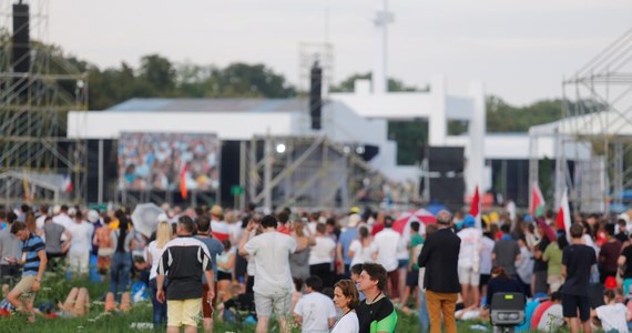 Mężczyzna, który podczas Światowych Dni Młodzieży w Krakowie usiłował wnieść na Błonia plecak z substancjami pirotechnicznymi, zostanie poddany obserwacji psychiatrycznej. Postanowienie w tej sprawie wydał Sąd Okręgowy w Krakowie.