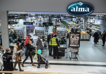 Alma wysyła setki pracowników na bruk