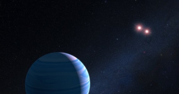 Polscy astronomowie przyczynili się do odkrycia planety podobnej do Tatooine z "Gwiezdnych Wojen". Podobnie, jak na macierzystej planecie Luke'a Skywalkera i na niej można oglądać dwa wschody i dwa zachody "słońca". Wszystko dlatego, że krąży wokół układu dwóch gwiazd. Na tym jednak podobieństwa się kończą, z OGLE-2007-BLG-349 nie miałby kto owych gwiazd oglądać, bo nie jest to skalista planeta, ale gazowy olbrzym o rozmiarach Saturna. 